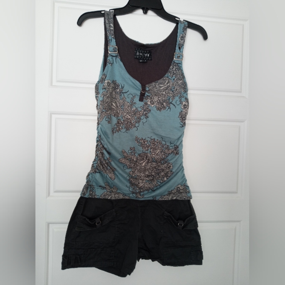 Floral print shorts romper size medium blue and gray Y2K era